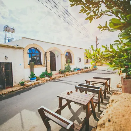 Rozagi Authentic Self Catering