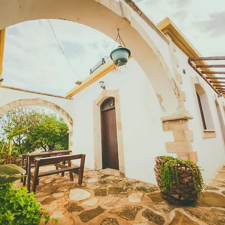 Rozagi Authentic Self Catering