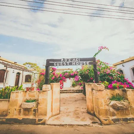 Mini-hôtel Rozagi Authentic Self Catering Galatia