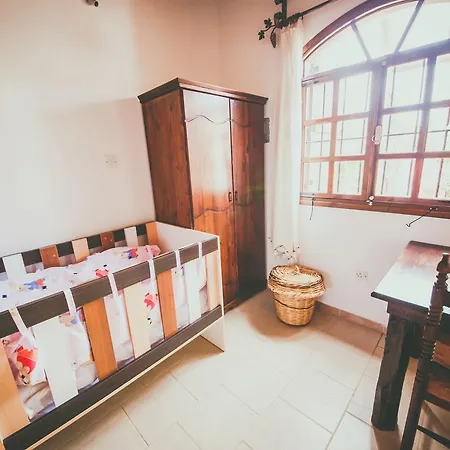 אורחן Rozagi Authentic Self Catering *